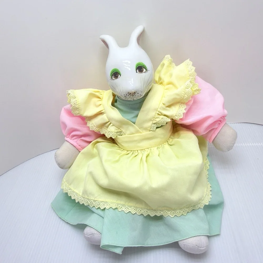 Rare Vintage Goebel Bunnyworth Mrs Azalea Porcelain Rabbit Doll 1993 9